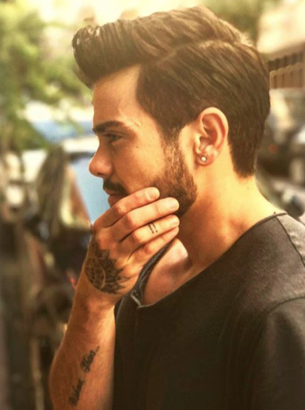 Rüzgar Erkoçlar'ın düğününden ilk fotoğraflar eşinin gelinliği efsane - Resim: 1