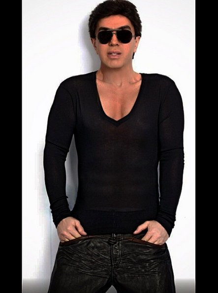 Yılmaz Morgül kimdir meğer öyle farklı pozları varmış ki... - Resim: 4