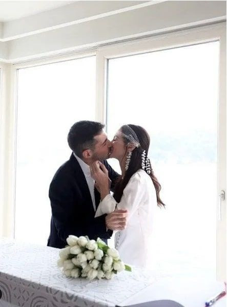 Jet hızındaki evliliğin sebebi hamilelik çıktı! Cemre Kemer cinsiyetini de açıkladı - Resim: 4