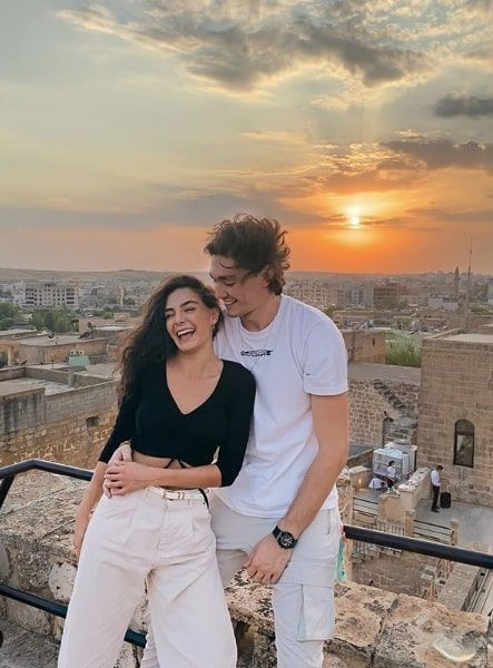 ABD'den ATV Hercai dizisinin çekildiği Mardin'e Cedi Osman Ebru Şahin için geldi - Resim: 2