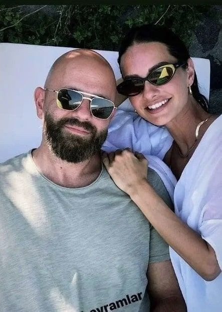 Yasemin Özilhan Nişantaşı'ndan atletle geçti olay olan giyim tarzı - Resim: 1