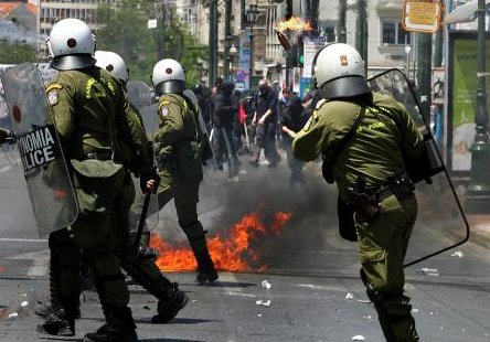Yunanistan'da kıyamet günü - Resim: 3
