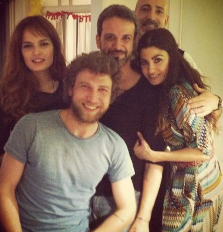 Yeni yaşını sevdikleriyle kutladı - Resim: 4