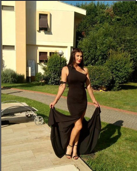 Şarkıcı Hatice dişinden tırnağına başka biri oldu! Estetikli halini gören doktorunu tebrik ediyor "değişime bakın" - Resim: 1