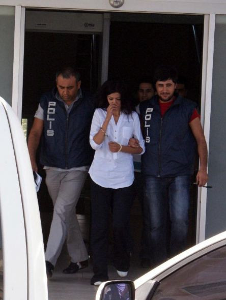 Küçükçekmece'de anne vahşeti! - Resim: 2