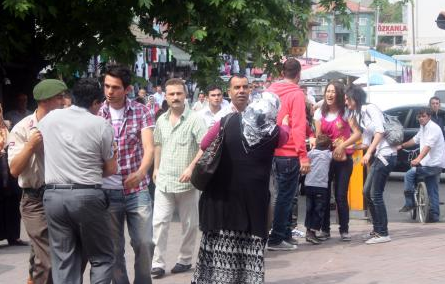 Göz göre göre çocuğunu kaçıracaklardı - Resim: 4