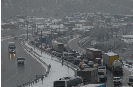 İstanbul yolu bu hale geldi - Resim: 2
