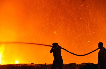 Bodrum'a kül ve duman yağdı - Resim: 1