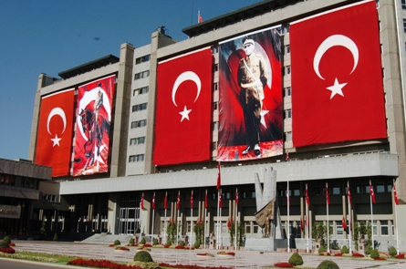 Kara Kuvvetlerimiz 2221 yaşında! - Resim: 1