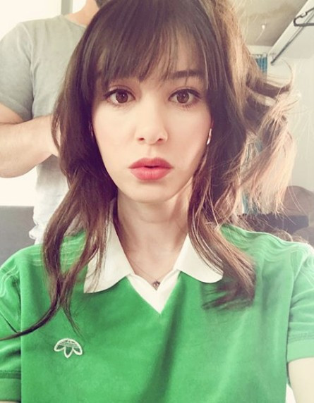 Dolunay dizisinin Nazlı'sı Özge Gürel'de mi estetikli fotoğrafa dikkat - Resim: 4