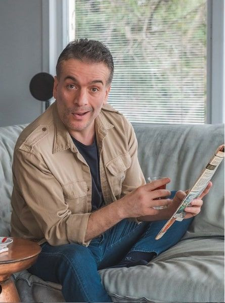 Murat Cemcir'in şoförü aracın önüne atlayan çiçekçiye çarpıp kaçtı! - Resim: 3