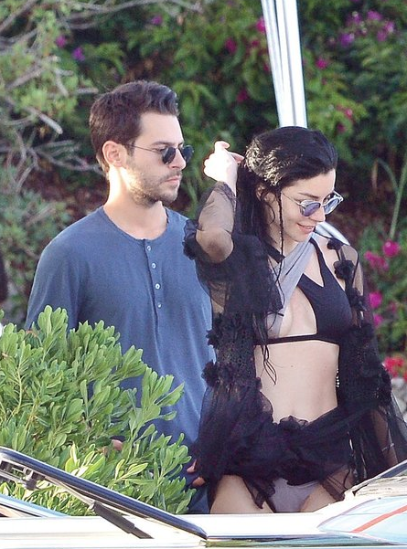 Merve Boluğur-Hakan Sabancı aşkı belgelendi! İşte bomba görüntüler - Resim: 1