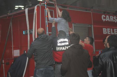 AVM'de dehşet anları - Resim: 2