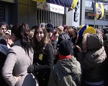 Fenerbahçeli kadınlar izdiham yarattı - Resim: 4