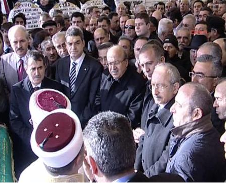 Dostları Tekin'i yalnız bırakmadı - Resim: 3