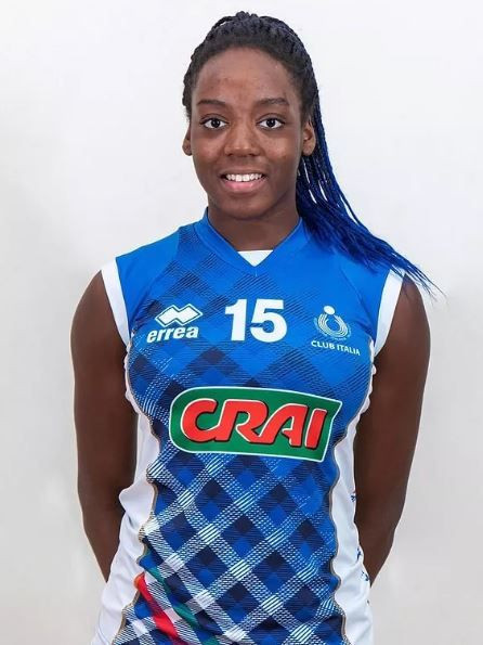 Ebrar Karakurt'un takım arkadaşı otel önünde ölü bulundu! Dün akşam Eczacıbaşı'na elenmişlerdi - Resim: 3