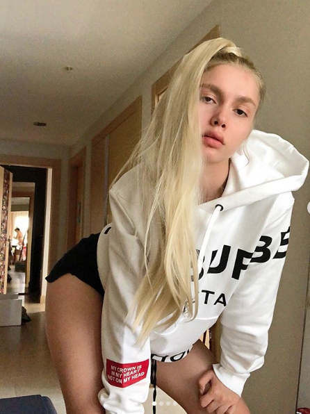 Aleyna Tilki 'Artık benim de defom var' deyip paylaştı! Sosyal medyada olay oldu - Resim: 2