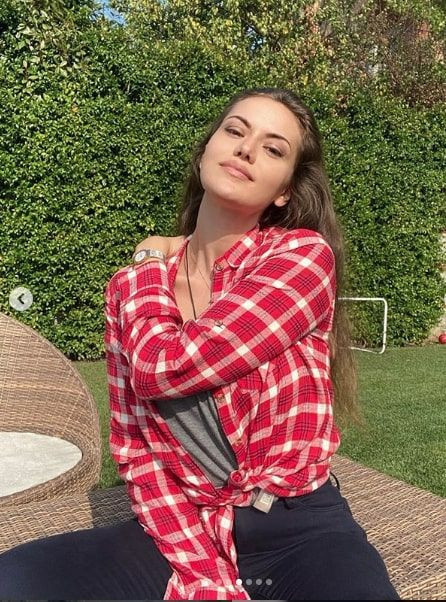 Fahriye Evcen'in paylaşımında o hata gözden kaçmadı takipçileri yorum yağdırdı - Resim: 4