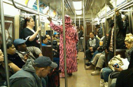 Böyle yolcu olur mu demeyin! - Resim: 2