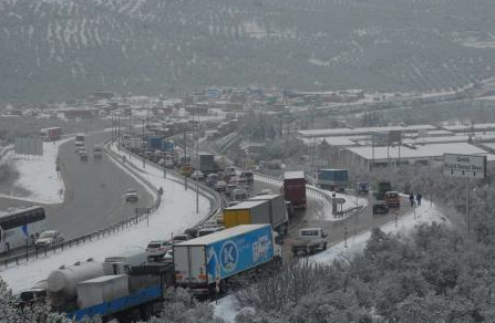 İstanbul yolu bu hale geldi - Resim: 3