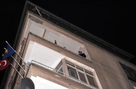 Daha 16'sındayken başına düşen betonla öldü - Resim: 4