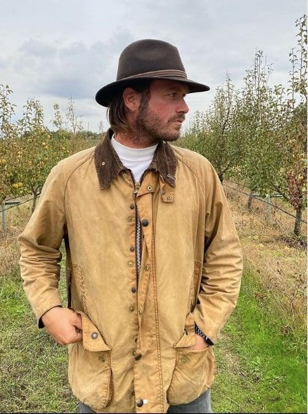 Kıvanç Tatlıtuğ'un yeni dizisi Bir Denizaltı Hikayesi'ndeki partneri bakın kim - Resim: 2