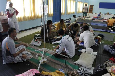 Türk yolcular sulara gömüldü  - Resim: 4