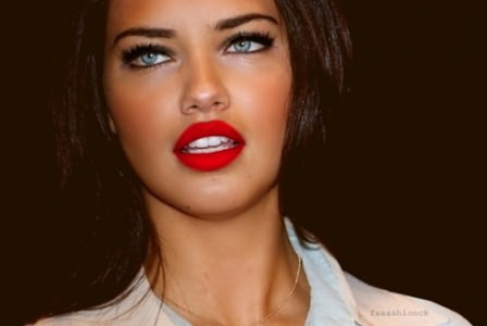 Adriana Lima fotoğraf paylaştı instagram sallandı - Resim: 3