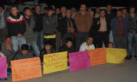 Depremzedeler Erdoğan'ı protesto etti - Resim: 4