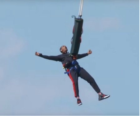 Metrelerce yüksekten atladı o anları canlı olarak yayınladı! - Resim: 4