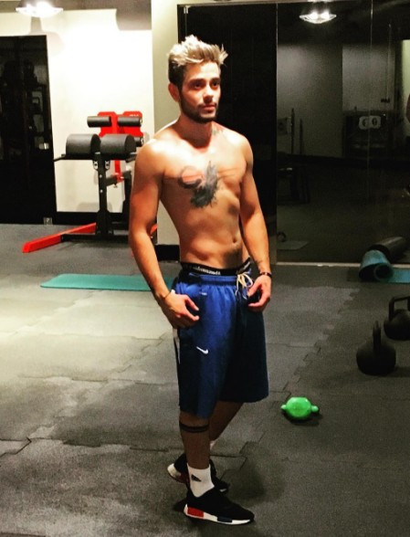 Rüzgar Erkoçlar sevgilisiyle el ele görüntülendi - Resim: 4