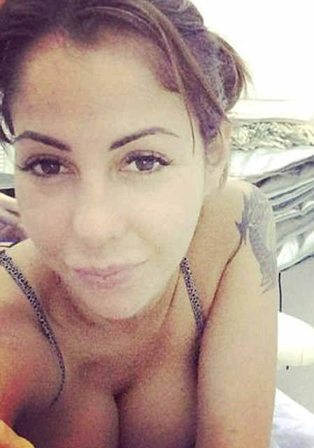 Porno yıldızı Putin'e rakip oldu ülkede yer yerinden oynadı - Resim: 4