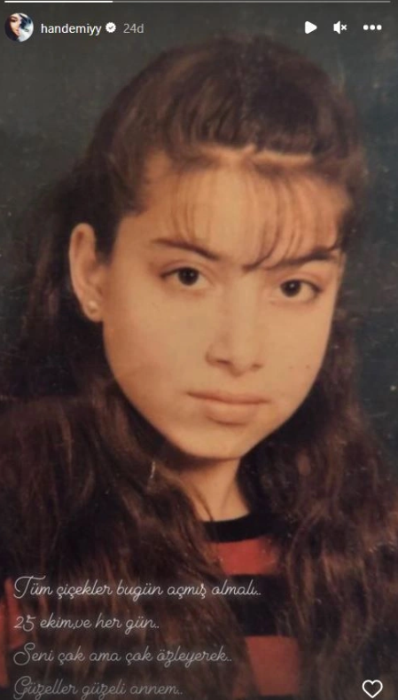 Hande Erçel annesinin gençlik fotoğrafını paylaştı görenler 'Aynı Gamze Erçel' dedi! - Resim: 4