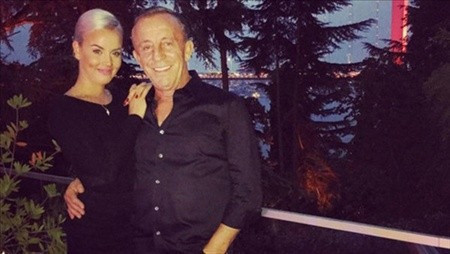 Ali Ağaoğlu'nun 14 Şubat hediyesi - Resim: 1