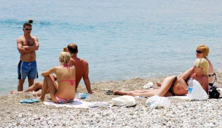 Antalya sahillerine yaz hızlı geldi! - Resim: 4