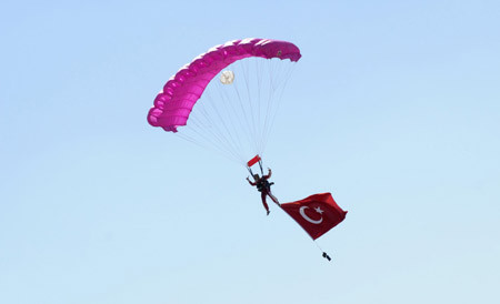 Akyurt semalarında renkli görüntüler - Resim: 2