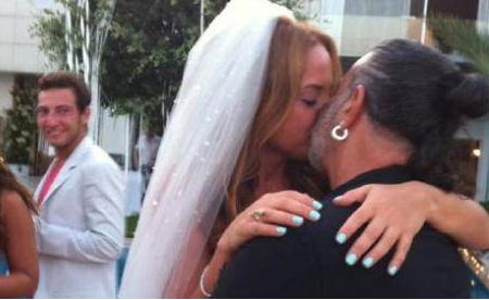 Ayşe Özyılmazel böyle evlenmişti - Resim: 2