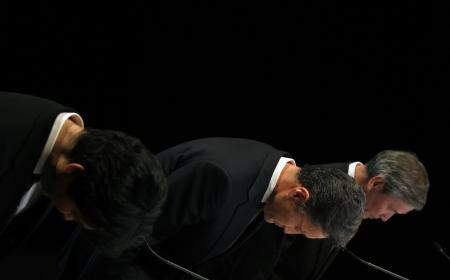 Sony kullanıcılarının önünde eğildi! - Resim: 1