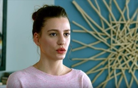 Serenay Sarıkaya tatil sezonunu açtı - Resim: 1