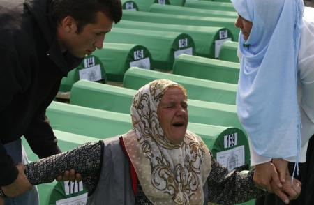 Srebrenica katliamının kurbanları anılıyor - Resim: 2