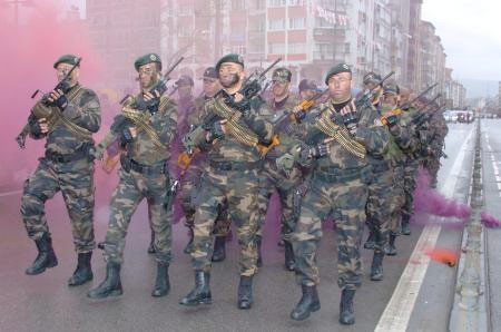 Özel Harekat'tan 'Bozkurt' sloganlı yürüyüş - Resim: 1