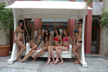 Ukraynalı güzellerin hamam keyfi - Resim: 2