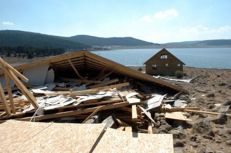 Göl manzaralı yaylada kavga - Resim: 2