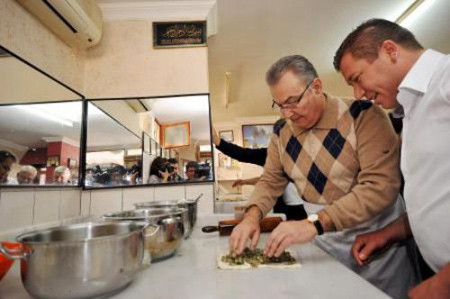 Baykal'dan börekli siyaset - Resim: 3