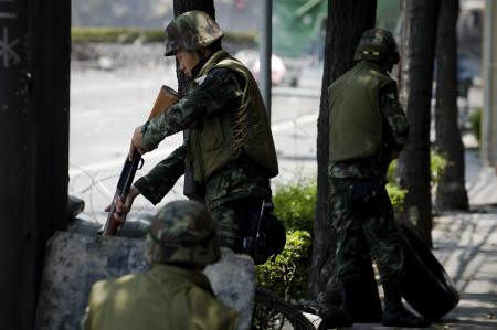 Sokaklar cesetlerle dolu - Resim: 2