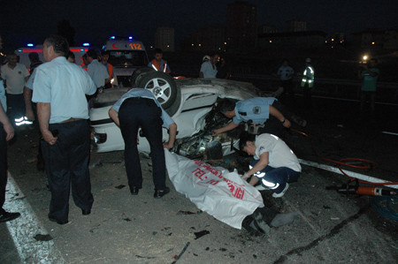 Ayaş yolunda feci kaza - Resim: 3