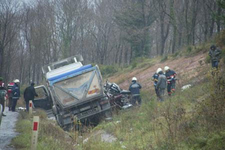 Yağmur kaza getirdi - Resim: 4