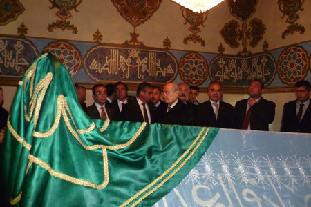 Bahçeli'den sürpriz Hacı Bektaş ziyareti - Resim: 1