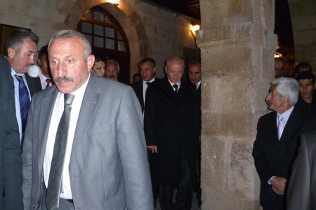 Bahçeli'den sürpriz Hacı Bektaş ziyareti - Resim: 4