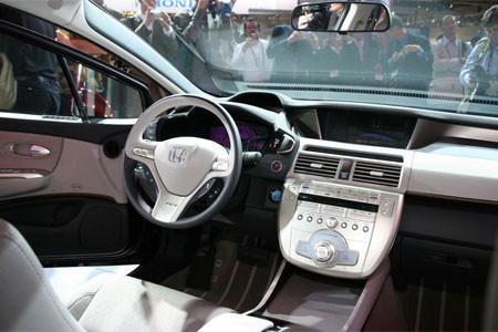 Hidrojen otomobil sahnede - Resim: 4